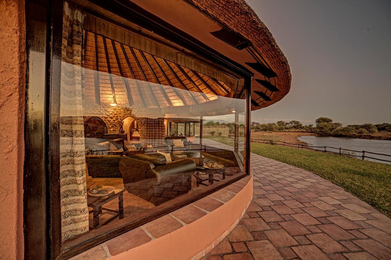 Mount Etjo Safari Lodge Kalkfeld Luaran gambar
