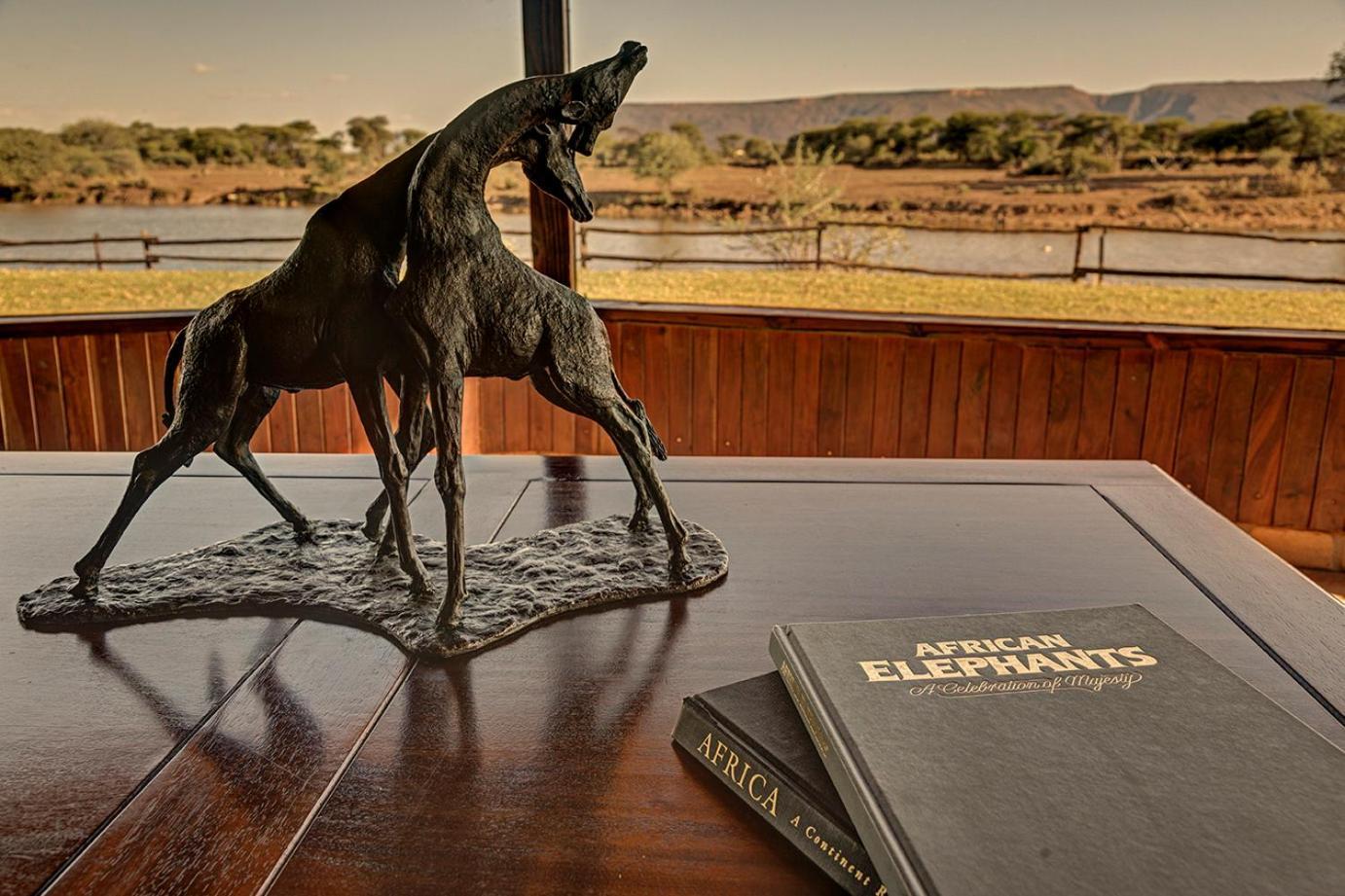Mount Etjo Safari Lodge Kalkfeld Luaran gambar