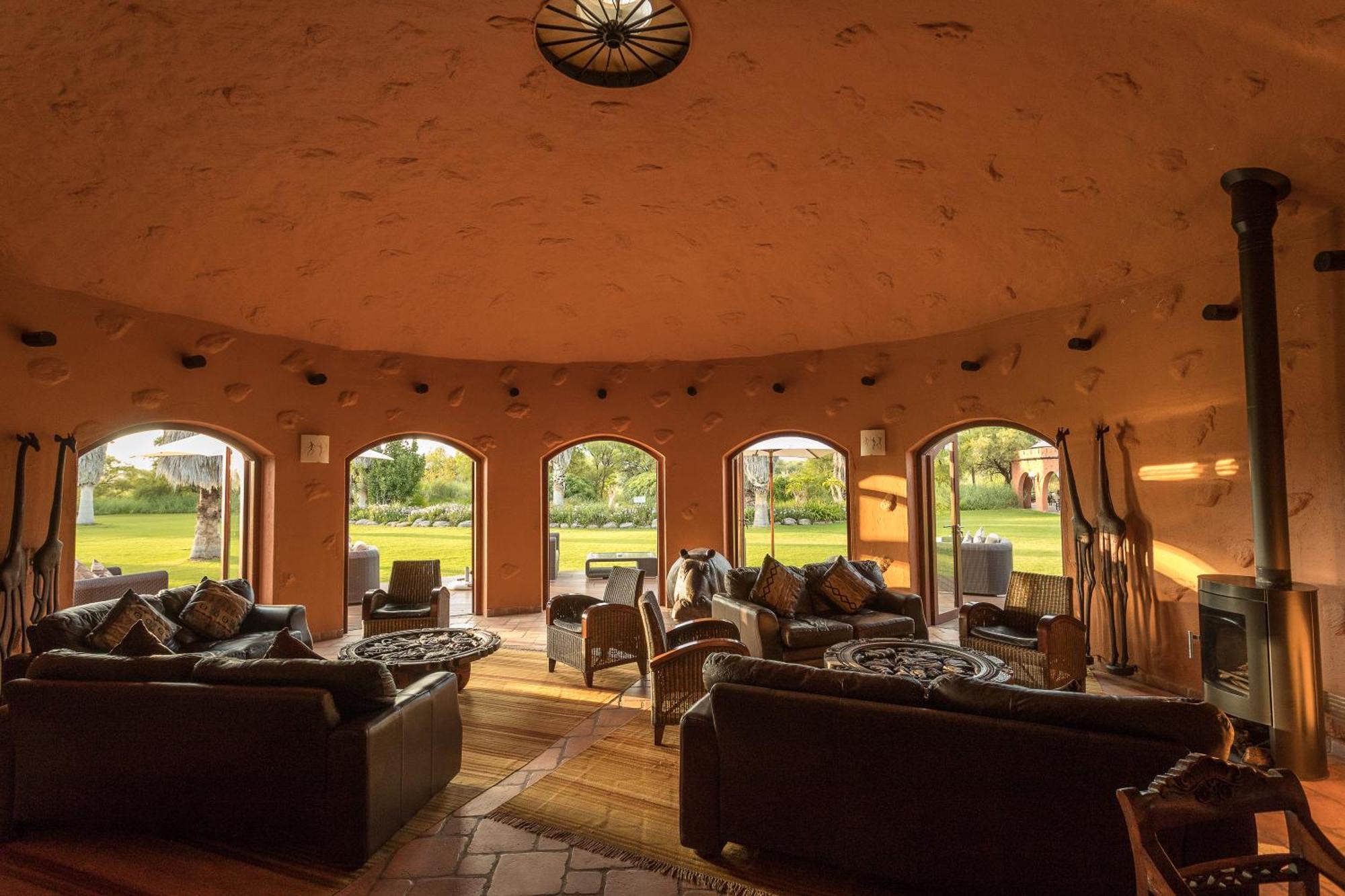 Mount Etjo Safari Lodge Kalkfeld Luaran gambar