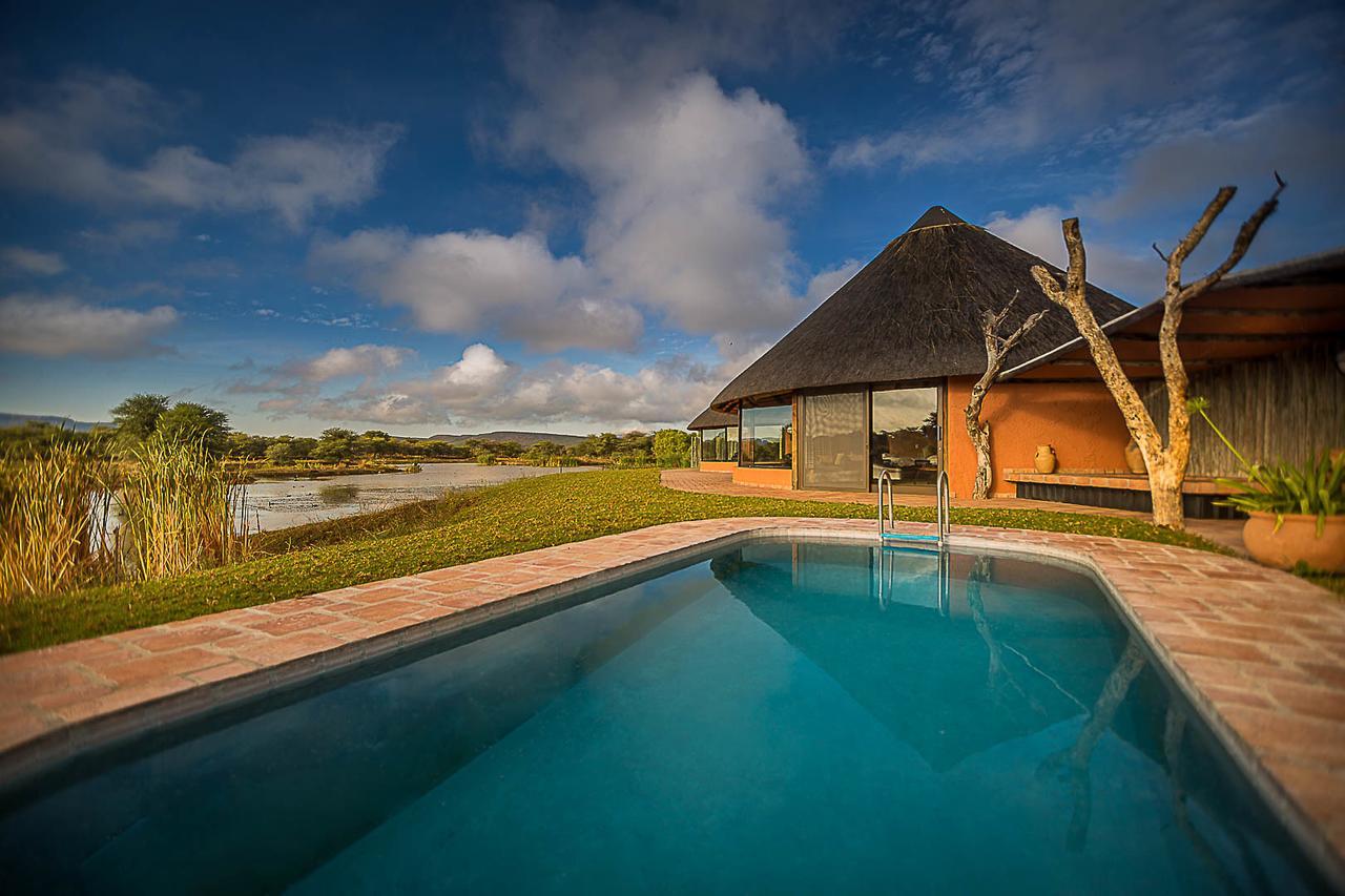 Mount Etjo Safari Lodge Kalkfeld Luaran gambar