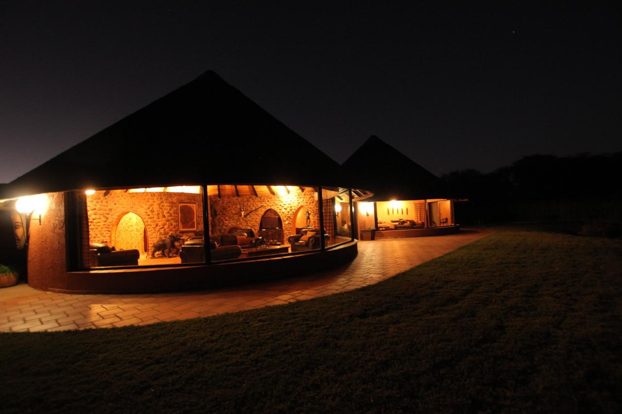 Mount Etjo Safari Lodge Kalkfeld Luaran gambar